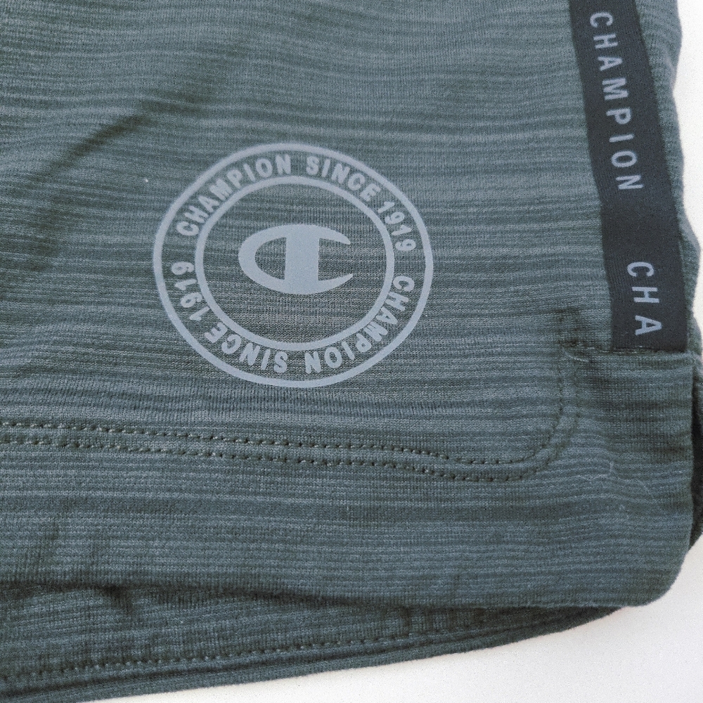 Champion Men's Green Shorts Size Large L Zipper Pockets Activewear Gym 32 Waist - Picture 3 of 12